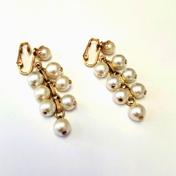 Sarah Coventry Jewelry - Vintage clip on costume earrings  by Sarah Coventry